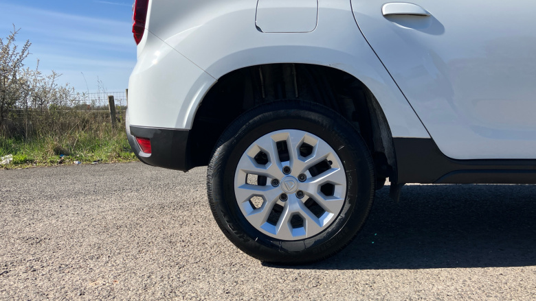 Dacia Duster 1.0 TCe 100 Comfort 5dr Bi Fuel Estate